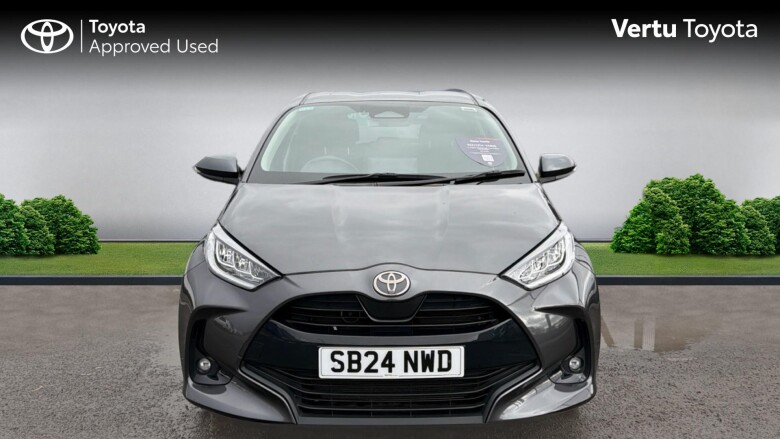 Toyota Yaris 1.5 Hybrid Design 5dr CVT Hybrid Hatchback